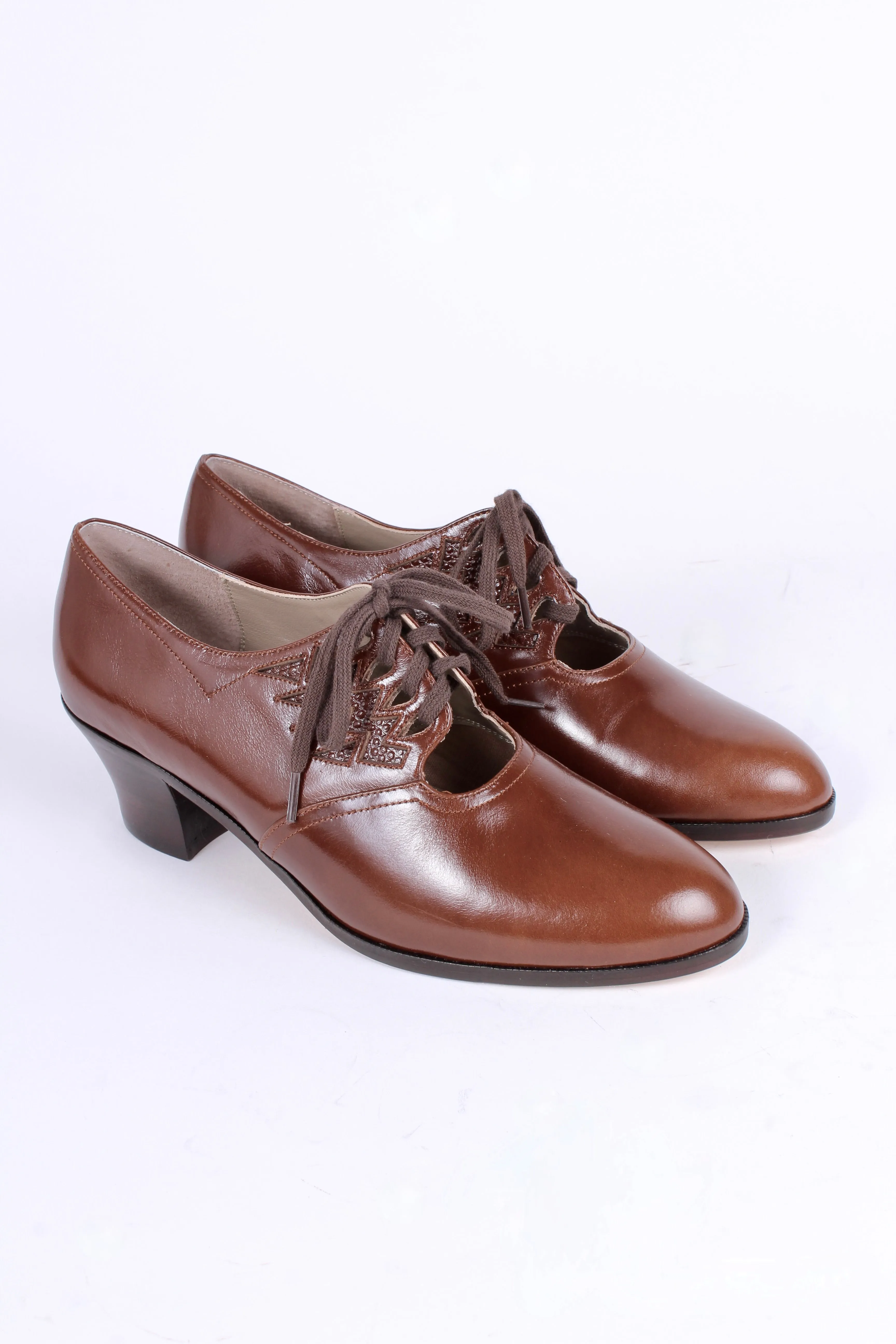 1930s everyday Oxford shoes, brown, Emma