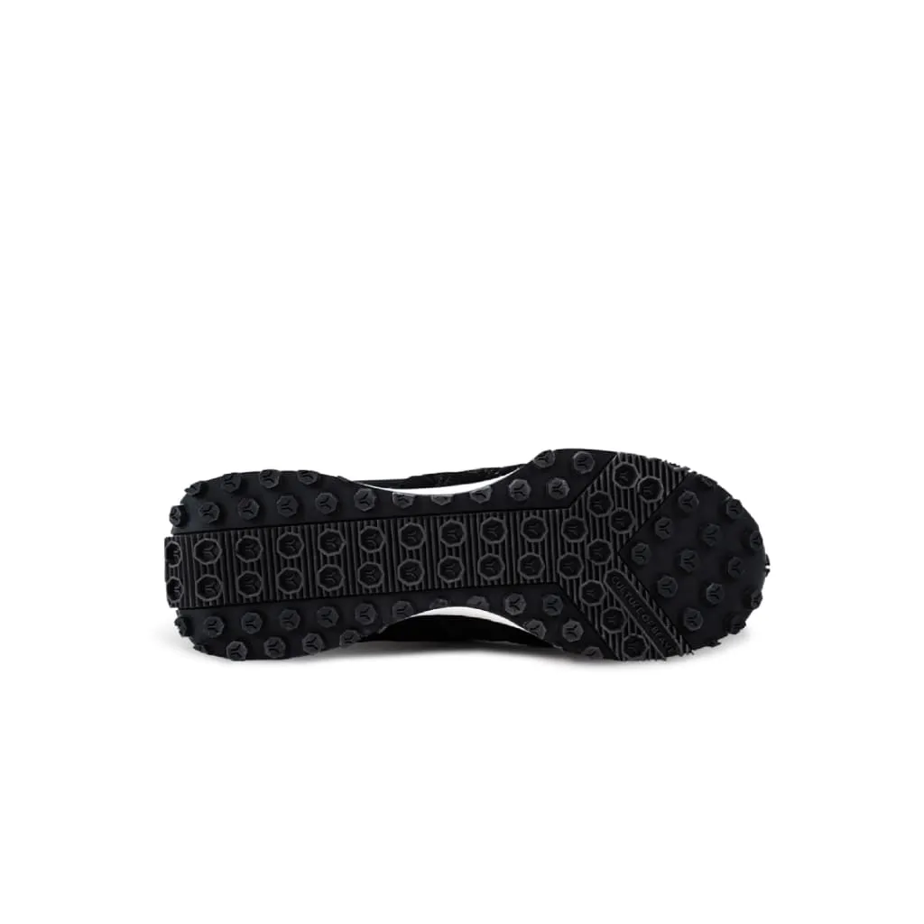 Bold Runner Black