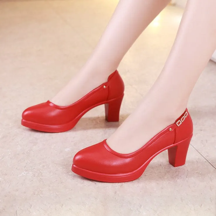 Elegant Leather Pumps