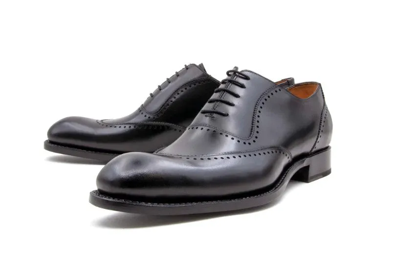 Style: Charlton-Black