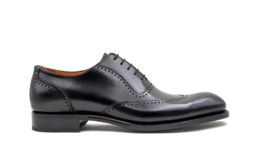 Style: Charlton-Black