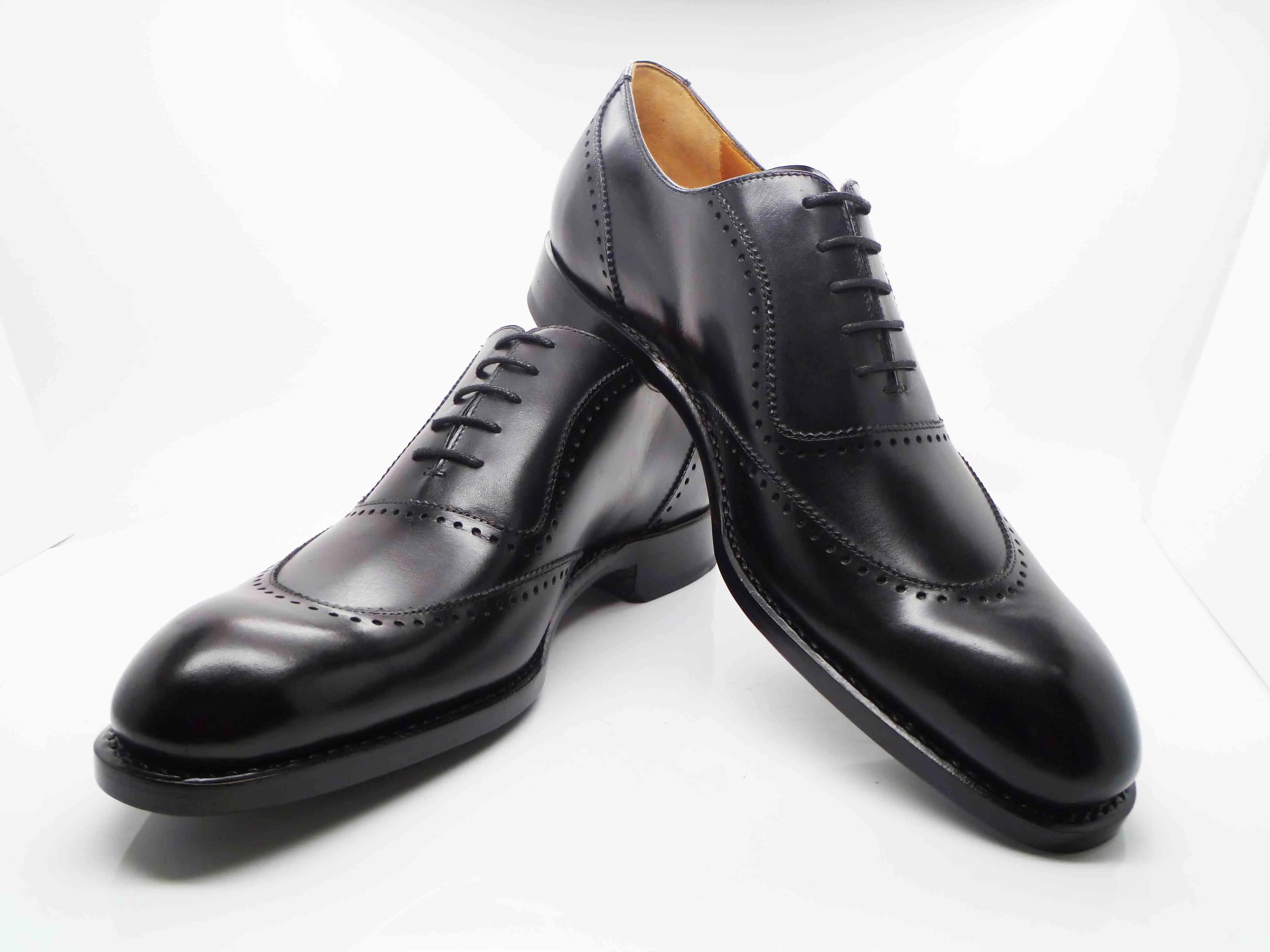 Style: Charlton-Black